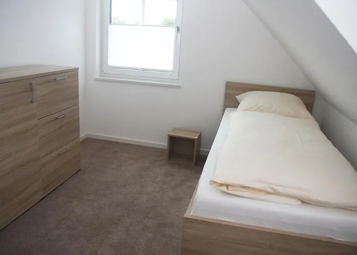 Semesterbostad To Eek Sylt